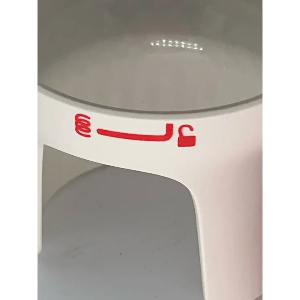 Tupperware Vegetable Cutter Spiralizer Handy Veggie Noodle Cutting Tool Red